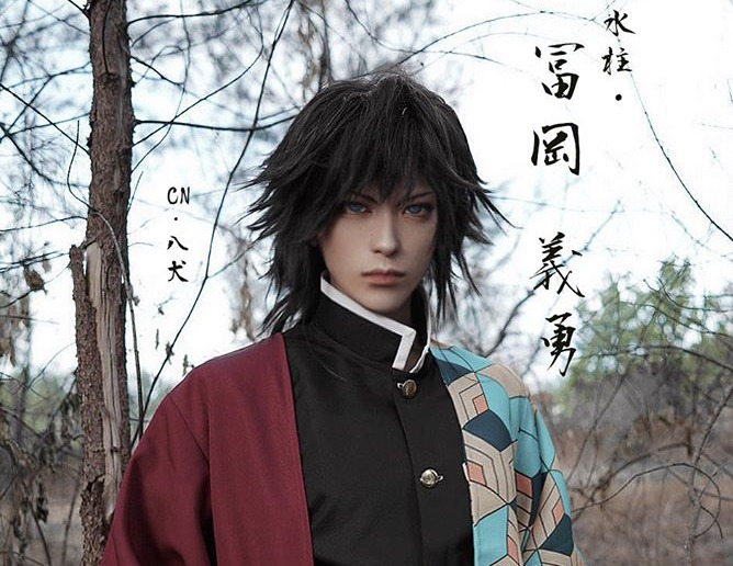 Ngắm Thủy trụ trong Kimetsu no Yaiba như soái ca bước ra đời thực qua loạt ảnh cosplay  siêu đẹp