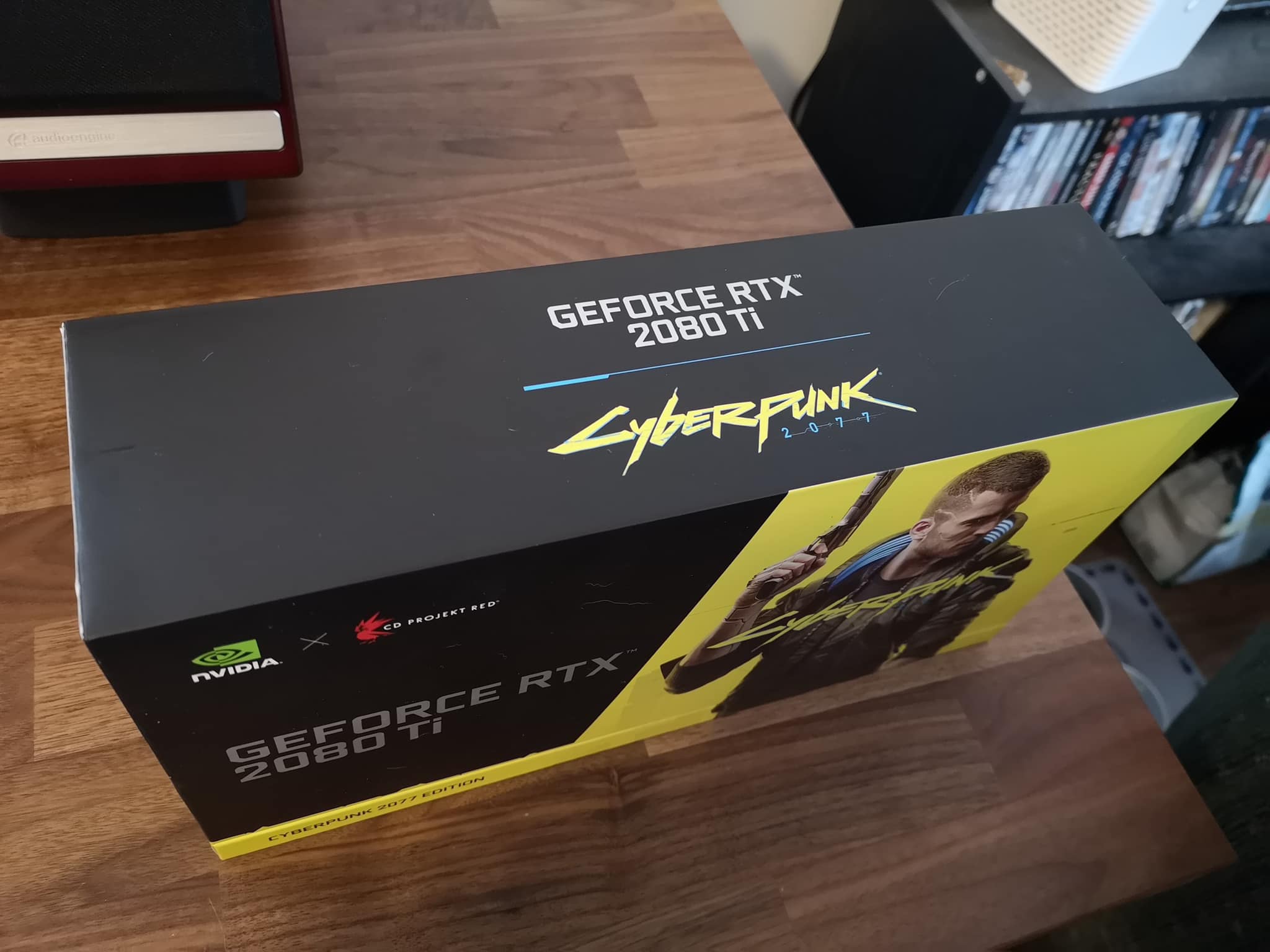 Bốc thăm vu vơ, game thủ Việt trúng giải RTX 2080 Ti Cyberpunk 2077 hiếm nhất thế giới