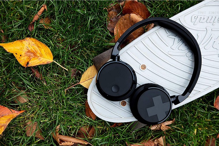 Philips BASS +, tai nghe không dây cao cấp nhưng giá lại hợp túi tiền