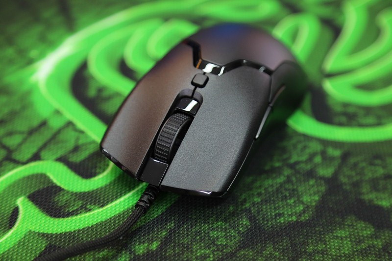 Trên tay chuột gaming Razer Viper Mini: Siêu nhẹ, nhỏ nhưng 'võ công thượng thừa'