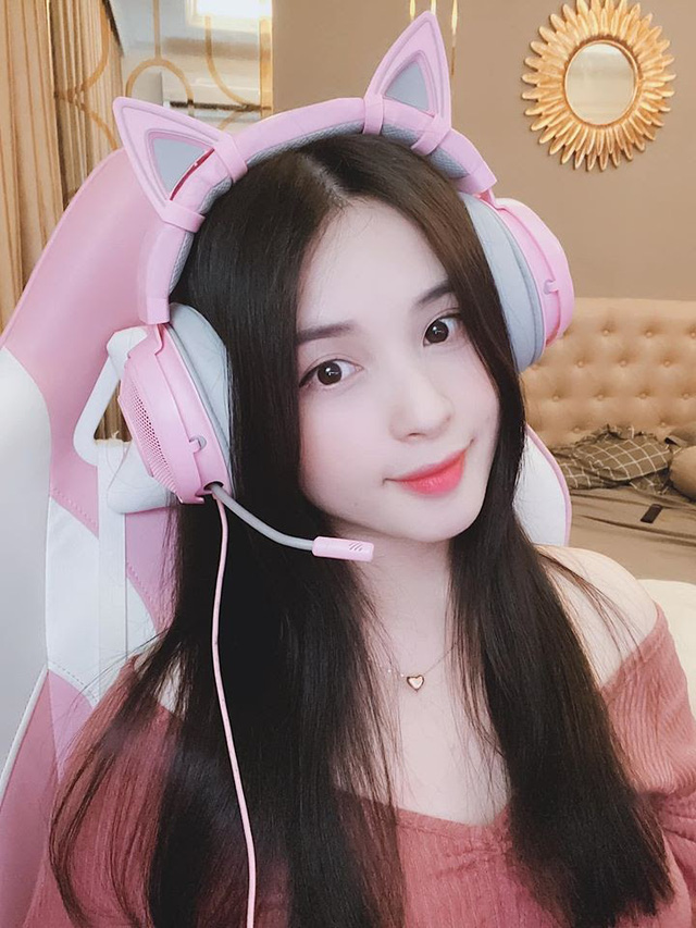 Những nữ streamer sở hữu ngoại hình nóng bỏng bậc nhất làng game Việt - Ảnh 2.