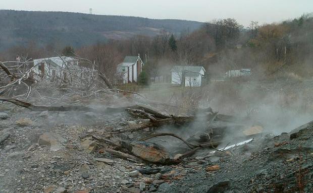 Centralia: Thị trấn ma kinh dị, được mệnh danh Silent Hill ngoài đời thực - Ảnh 3.