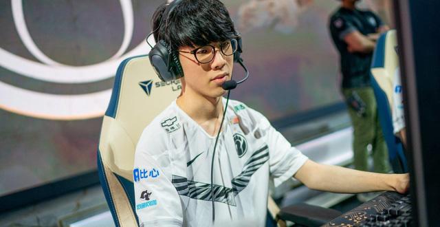 Từ người hùng hóa tội đồ, SofM bị fan Trung Quốc mỉa mai IG đã trả anh bao nhiêu? sau trận thua của Suning - Ảnh 5.