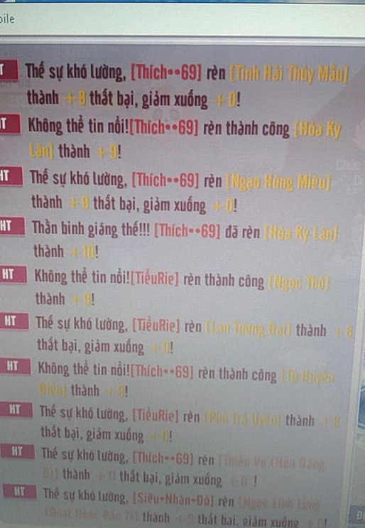 Cười ra nước mắt với pha solo xịt đồ: Chàng đập 1 cái, nàng gõ 1 cái, dắt tay nhau full bộ về... 0 - Ảnh 2.