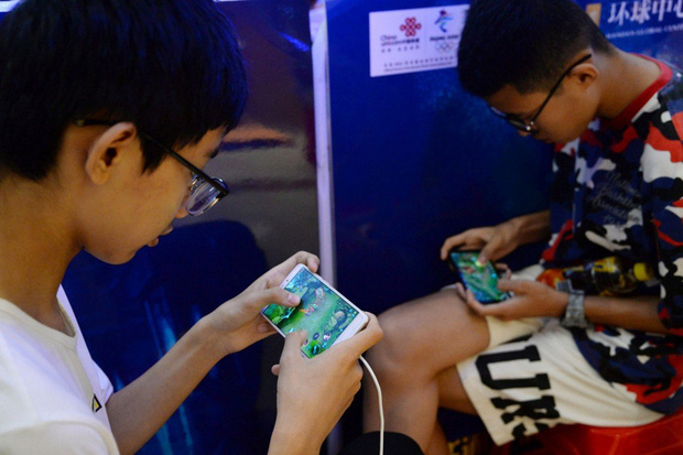 Trẻ em Trung Quốc tìm cách vượt rào hệ thống kiểm soát thời gian chơi game - Ảnh 2.