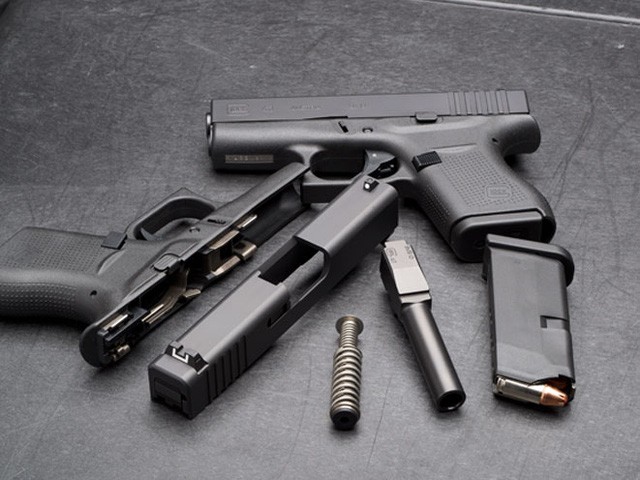 Tại sao súng ngắn Glock lại được chọn làm vũ khí quy chuẩn của đặc nhiệm Mỹ?