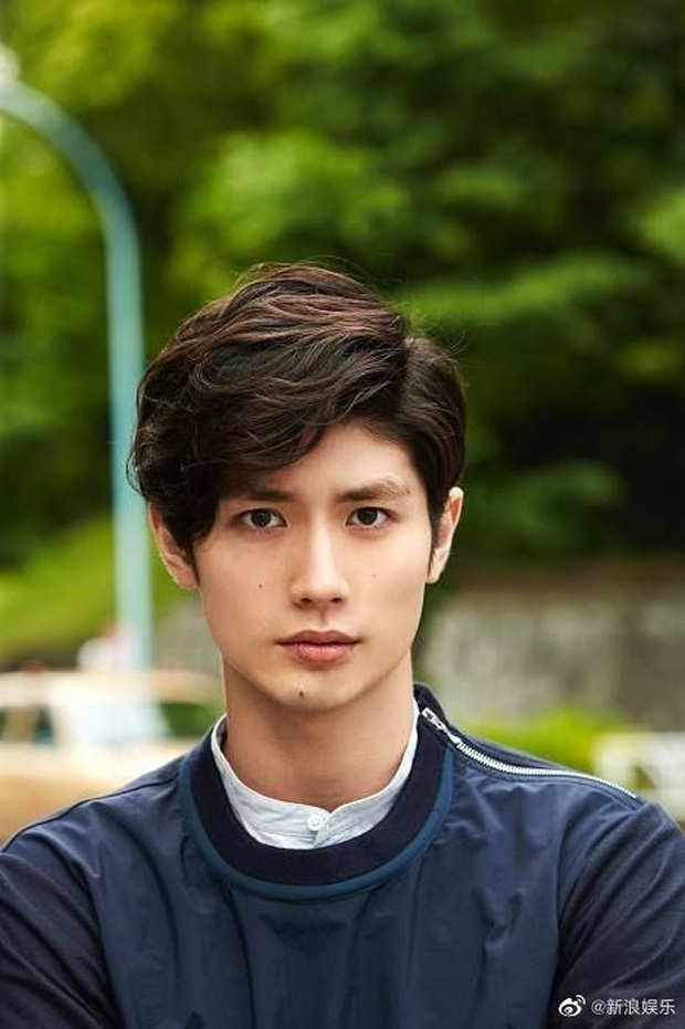 Rơi nước mắt trước tâm thư của mỹ nam Haruma Miura trước khi tự tử: 30 tuổi liệu bạn có hạnh phúc mỗi ngày? - Ảnh 3.