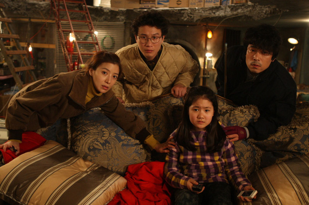 Cày 5 phim zombie Hàn để sẵn sàng tinh thần đu Peninsula: Hot nhất vẫn là tiền truyện bom tấn Train To Busan - Ảnh 13.