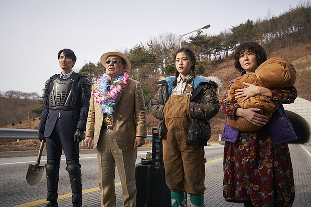 Cày 5 phim zombie Hàn để sẵn sàng tinh thần đu Peninsula: Hot nhất vẫn là tiền truyện bom tấn Train To Busan - Ảnh 10.