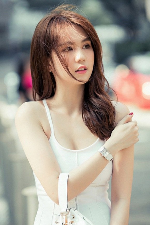 Hot girl Việt - Pháp lọt Top 100 gương mặt đẹp nhất 2020, chỉ cao 1m59 nhưng body sexy, phong cách đầy táo bạo - Ảnh 22.