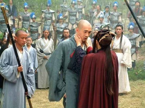 2 mối tư tình đi ngược luân thường đạo lý, chấn động võ lâm Trung Nguyên trong phim chưởng Kim Dung - Ảnh 5.