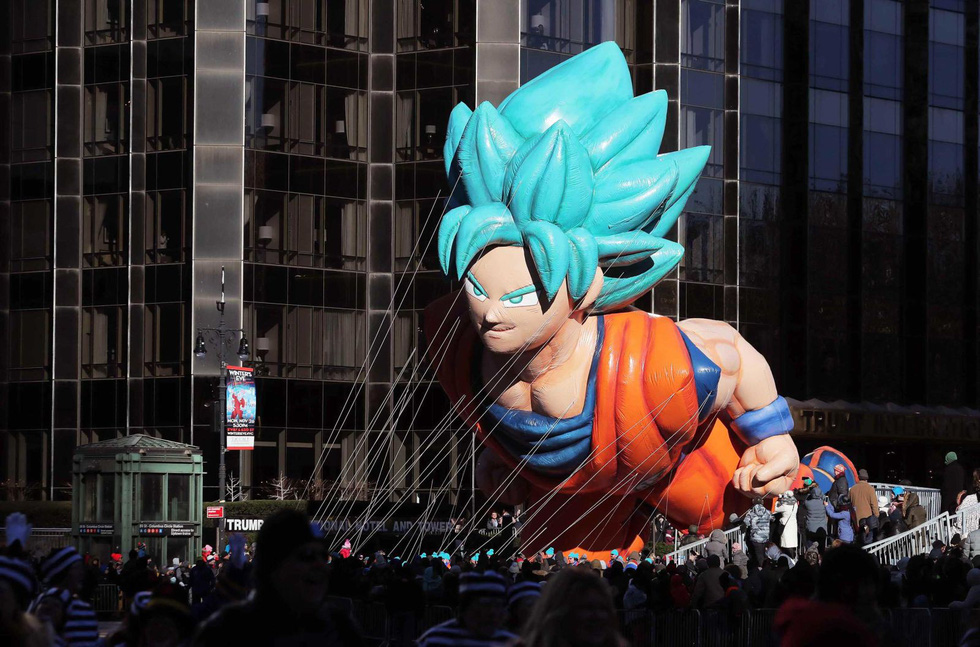 Son Goku trở thành &quot;ngôi sao&quot; nổi bật nhất trong buổi diễu hành Lễ Tạ Ơn lần thứ 95 tại Mỹ