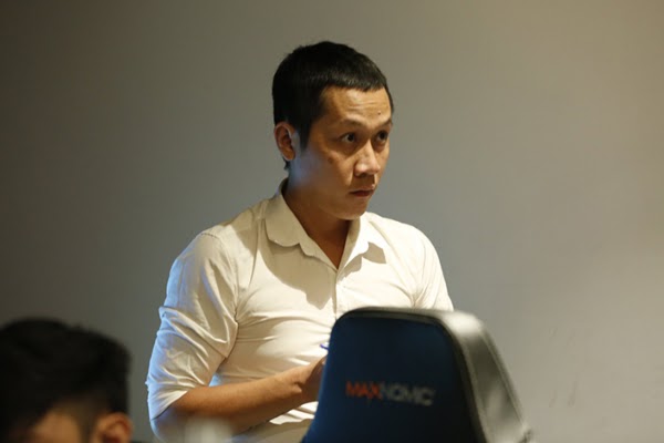 Hiếm hoi lắm mới nói chuyện &quot;nghiêm túc&quot;, Thầy Giáo Ba trút lời gan ruột, hứa sẽ &quot;chuyên nghiệp hóa&quot; SBTC Esports