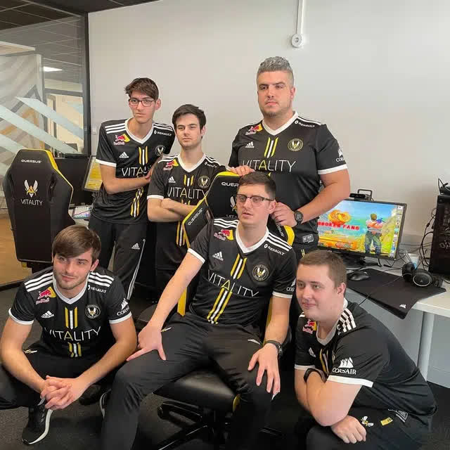CS:GO - Tạp chí uy tín Forbes vinh danh siêu sao ZywOo trong danh sách 30 gương mặt xuất sắc dưới 30 tuổi - Ảnh 2.