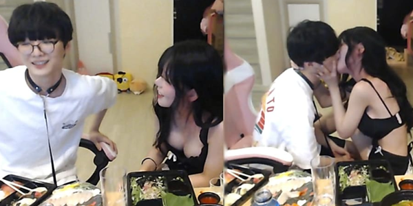 Trào lưu các nữ streamer hành động hớ hênh, phản cảm trên sóng - khi người xem cũng có một phần trách nhiệm - Ảnh 3.