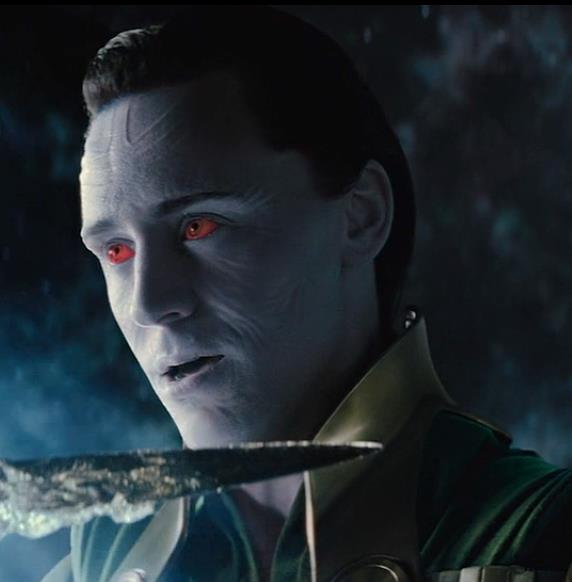 Phát hiện sạn trong series Loki: Pháp thuật bị vô hiệu hóa trong TVA vậy tại sao Loki chưa quay trở về nguyên dạng khổng lồ băng? - Ảnh 2.