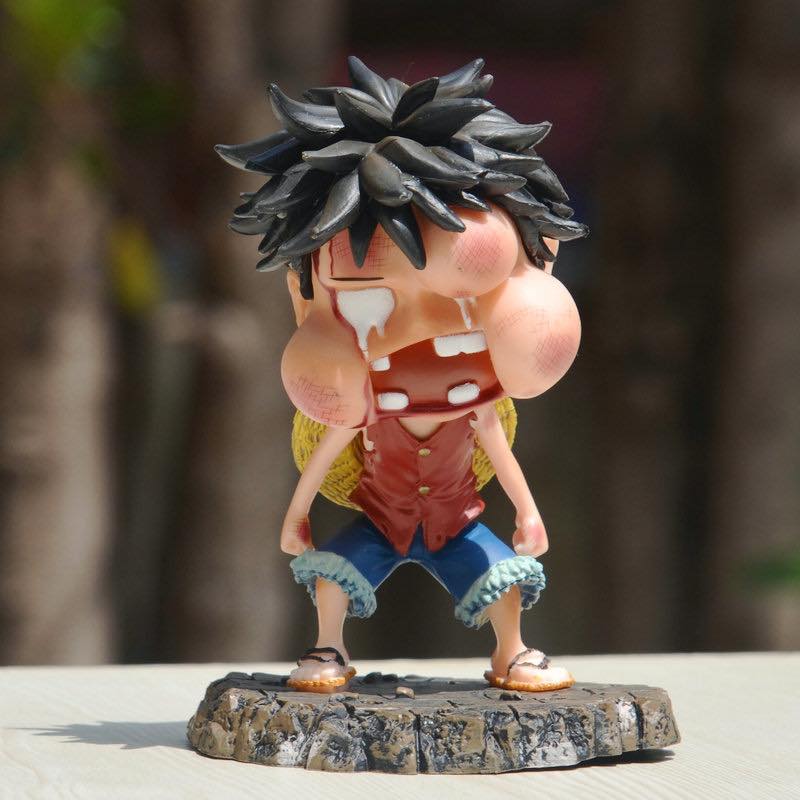 Mô hình &quot;Luffy bị đấm&quot; cháy hàng, các fan One Piece phải chăng rất thích main bị &quot;bón hành&quot;?