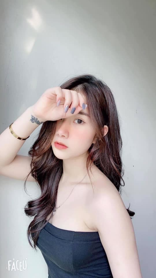 Ngắm nhan sắc hotgirl TikTok được dân mạng đặt biệt danh cô vợ quốc dân, cứ nhảy là có clip triệu view - Ảnh 4.