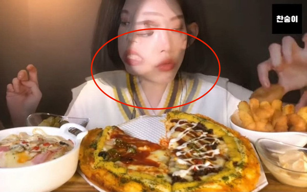 Ăn Mukbang quá đà, nữ YouTuber bất ngờ vọt huyết áp lên 300, nhập viện một tháng vẫn chưa trở lại - Ảnh 4.