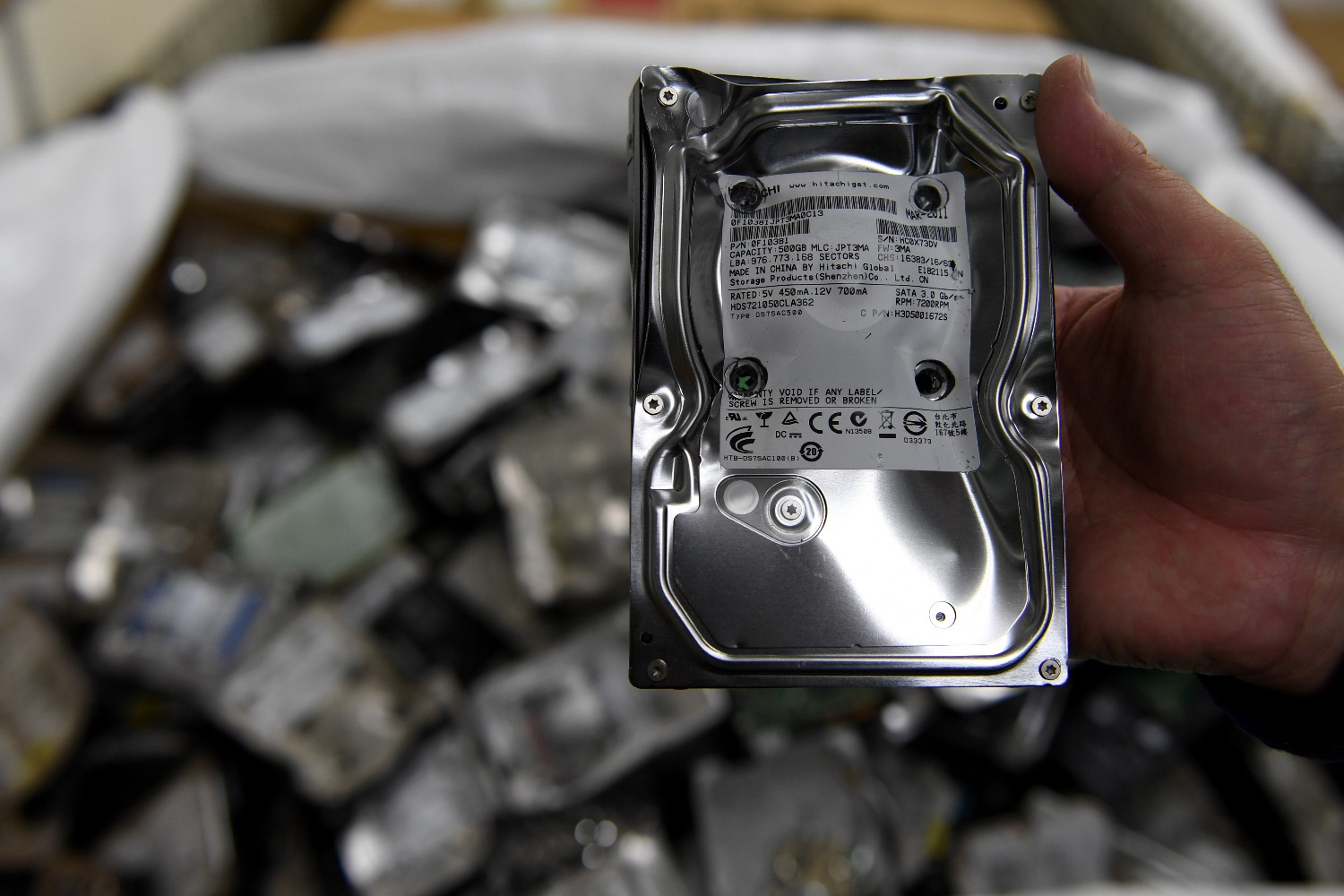 Góc cảnh báo: HDD, SDD &quot;trâu cày&quot; đang xả hàng ồ ạt