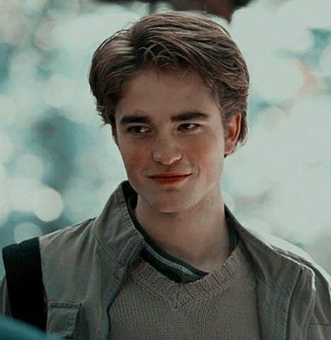 Nhìn lại hành trình hóa sao của Robert Pattinson cho đến khi trở thành siêu anh hùng Batman - Ảnh 2.