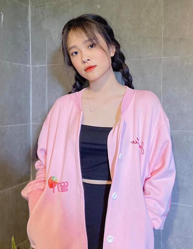 Gái xinh đăng ảnh trễ nải, bàn tay hư hỏng khiến  VIP cứng khoe hẳn lịch sử nạp, nhận cả bao nuôi nhưng cái kết ra sao thì... không ai biết - Ảnh 19.