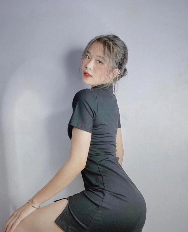 Gái xinh đăng ảnh trễ nải, bàn tay hư hỏng khiến  VIP cứng khoe hẳn lịch sử nạp, nhận cả bao nuôi nhưng cái kết ra sao thì... không ai biết - Ảnh 18.