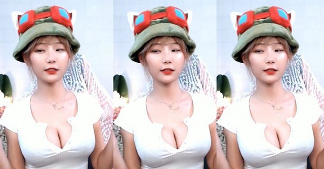 Cosplay Teemo trên sóng, nữ streamer LMHT khiến fan ngỡ ngàng: Từ lúc nào mà nấm của Teemo siêu to khổng lồ thế - Ảnh 2.