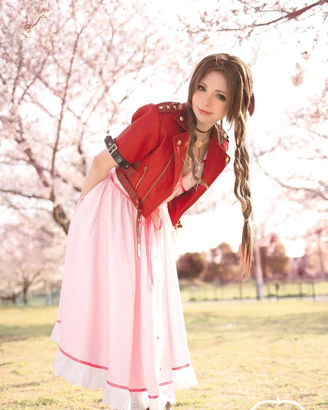 Bỏng mắt trước cosplay cô nàng Aerith xinh đẹp trong Final Fantasy VII Remake - Ảnh 5.