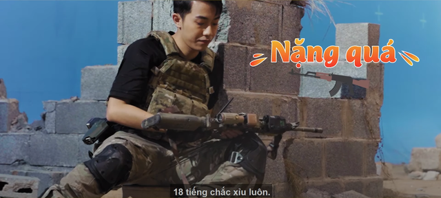 Cris Phan dùng mánh trong Call of Duty: Mobile VN để giành Top 1 khiến đối phương chỉ biết câm lặng - Ảnh 1.