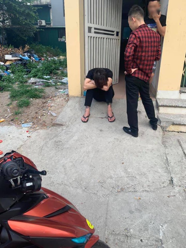 Đi tận 300km gặp mặt mới biết bạn gái đã có chồng và hai con, anh chàng ngồi khóc nức nở suốt 4 tiếng, cộng đồng mạng cảm thán Tuổi trẻ chưa trải sự đời - Ảnh 3.