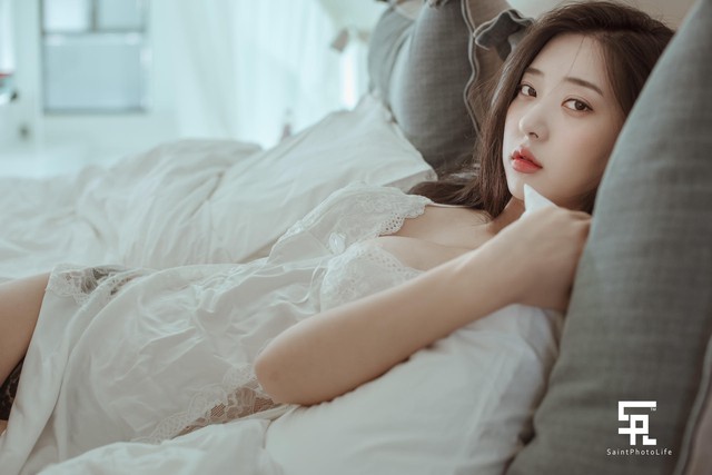 Lác mắt trước Shin Jae Eun - siêu mẫu nóng bỏng top đầu của Hàn Quốc - Ảnh 4.