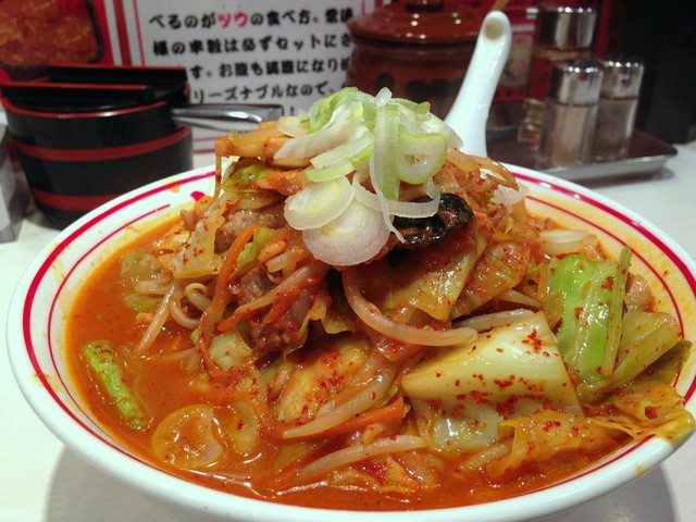 Góc ẩm thực: Điểm danh những tiệm mì ramen nổi tiếng nhất Nhật Bản (P.2) - Ảnh 2.