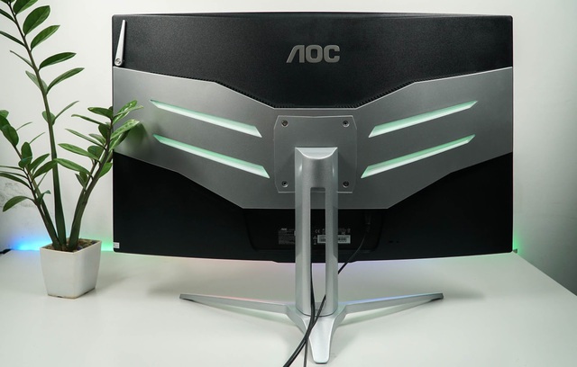 AOC AGON AG322FCX1 - Màn hình 32 inch to đùng siêu mượt mà cho game thủ  - Ảnh 2.