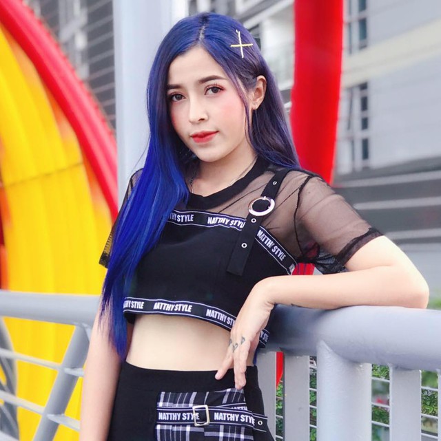 Nhan sắc gây thương nhớ của hot girl cán mốc 10 triệu Follow Tik Tok đầu tiên của Việt Nam - Ảnh 10.