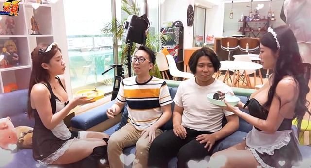 Tuyên bố bị mệt mỏi, stress, nam Youtuber tuyển một nhóm hầu gái về phục vụ rồi làm video khiến người xem chảy máu mũi - Ảnh 3.