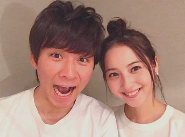 Chồng mỹ nhân đẹp nhất Nhật Bản ngoại tình khắp nơi vẫn khẳng định yêu vợ sâu sắc - Ảnh 1.