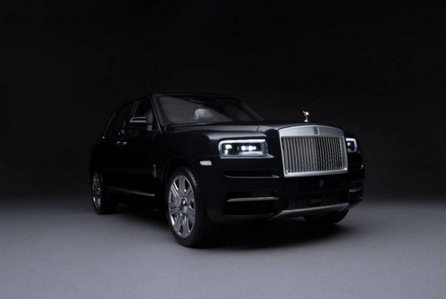 Ngắm Rolls Royce Cullinan phiên bản mô hình có giá sương sương bằng một chiếc xe hơi thật - Ảnh 2.