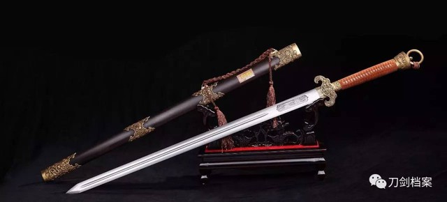5 thanh kiếm nổi tiếng trong lịch sử Trung Hoa: Cây nào cũng là bảo kiếm! - Ảnh 4.
