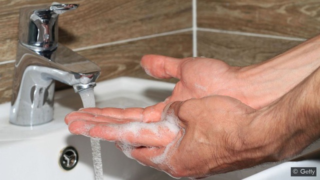 Bị cướp đánh vào đầu, chàng thanh niên lông bông bỗng trở thành thiên tài toán học - Ảnh 2.