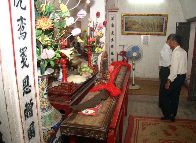 Bảo đao Việt Nam: Chiêm ngưỡng tận mắt thanh long đao 500 năm tuổi của vua Mạc Đăng Dung - Ảnh 5.