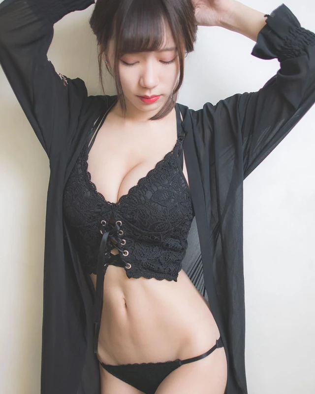 Đăng ảnh check in với chó mèo, nàng hot girl khiến cộng đồng mạng cảm thán Xin được làm thú cưng của cậu - Ảnh 6.