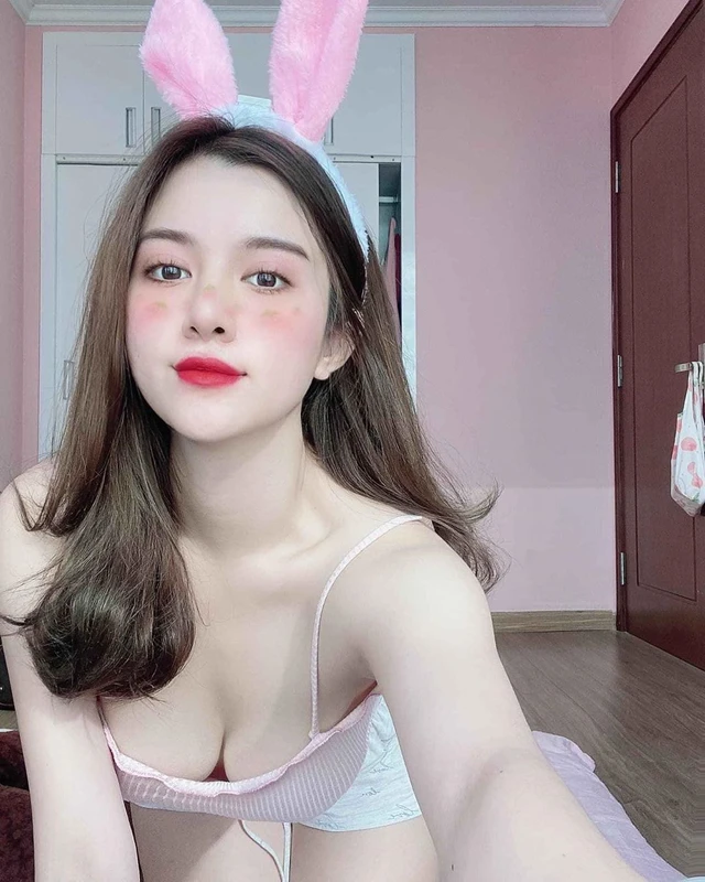 Da trắng mặt xinh thân hình dáng chuẩn, cô nàng hot girl Việt mới nổi khiến cộng đồng mạng xao xuyến - Ảnh 12.