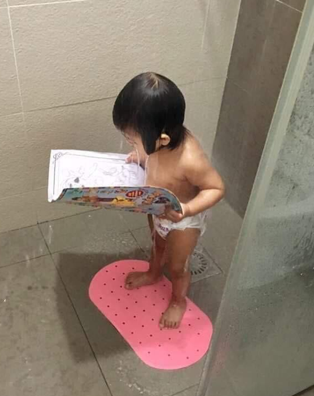 Bộ sưu tập ảnh chứng minh trẻ con đúng là lũ khó hiểu vô cùng - Ảnh 1.