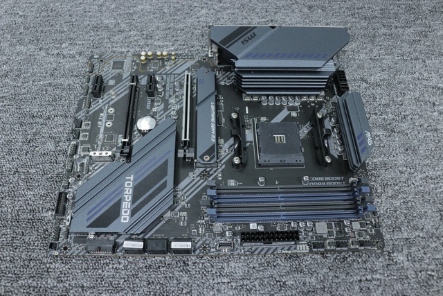 MSI trình làng 2 mẫu mainboard mới dành cho CPU AMD Ryzen 5000 series - Ảnh 8.