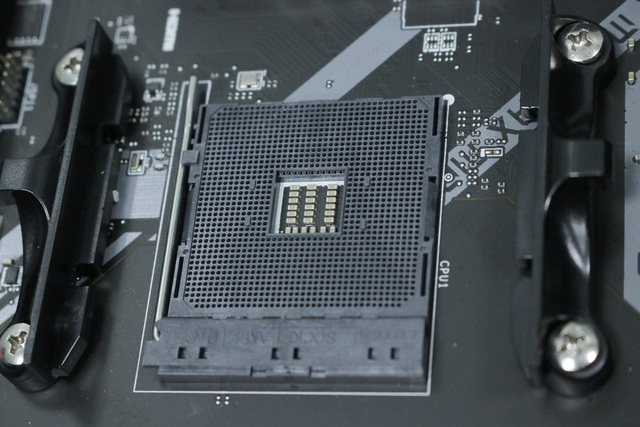 MSI trình làng 2 mẫu mainboard mới dành cho CPU AMD Ryzen 5000 series - Ảnh 9.
