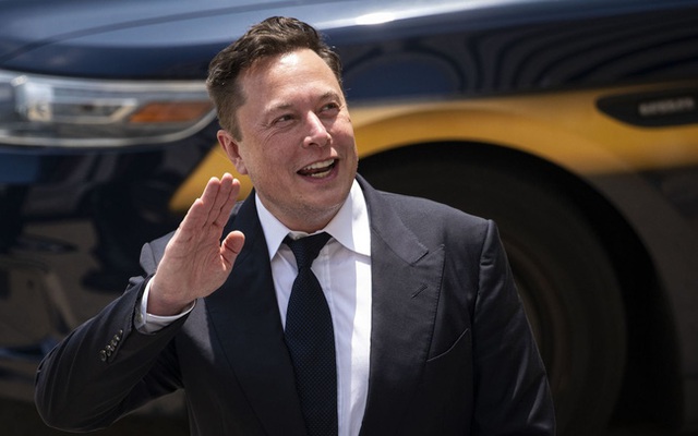 Ngoáy nhẹ vài chữ thời còn làm trợ giảng, Elon Musk giúp sinh viên kiếm bộn, bán đấu giá bài luận văn với giá gần 200 triệu - Ảnh 1.