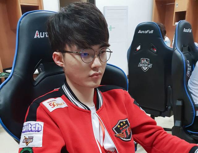 Giai thoại về Faker trước khi debut tại SKT T1: Cứ đấu với Faker là mặc định thua nhưng ai cũng muốn gặp thần đồng - Ảnh 2.