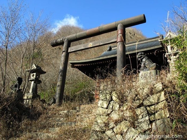 Đường hầm Inunaki, cầu Oiran Buchi và những địa điểm rùng rợn nổi tiếng bậc nhất Nhật Bản - Ảnh 6.