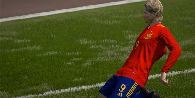 SIÊU HOT: Fernando Torres cơ bắp cuồn cuộn tái xuất FIFA Online 4 để bán hành cho Vidic, Ferdinand - Ảnh 6.